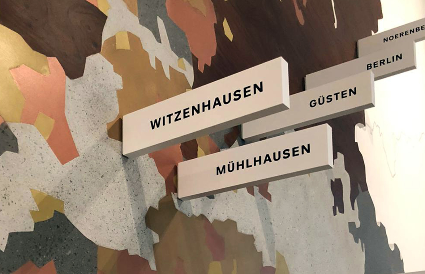 Juedisches Museum Berlin - eine Karte-Kunsthandwerk, Imitation, Sonderanfertigung - Graupalette